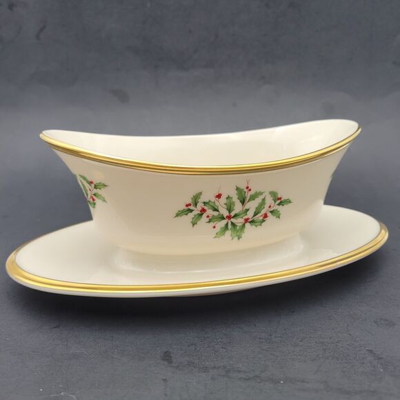 LENOX Holiday Gravy Boat Attached Underplate Holiday Holly Made in USA 24K Gold - Picture 10 of 12